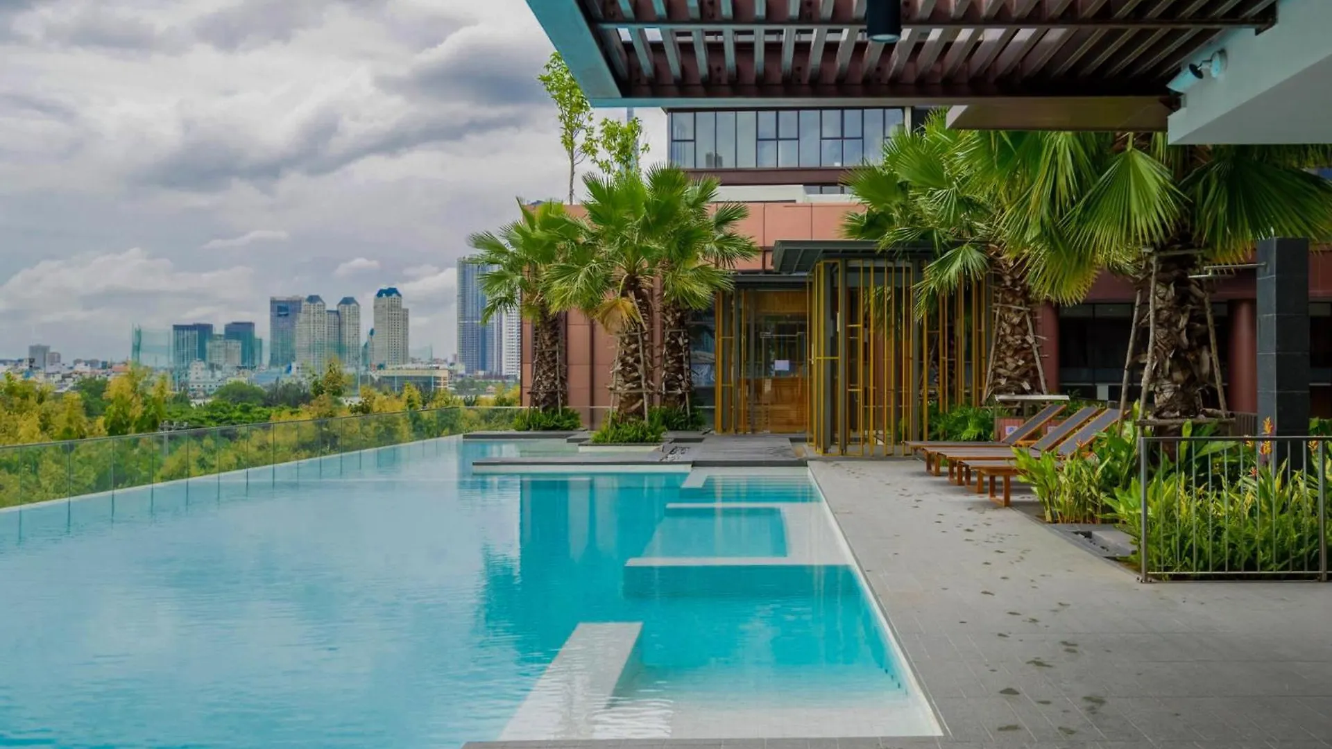 Metropole Luxury Apartment 96 Gym City Center, Infinity Pool Ho Chi Minh City