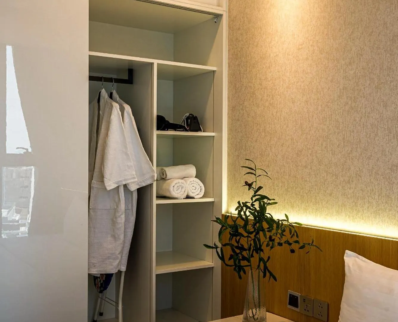Metropole Luxury Apartment 96 Gym City Center, Infinity Pool Ho Chi Minh City