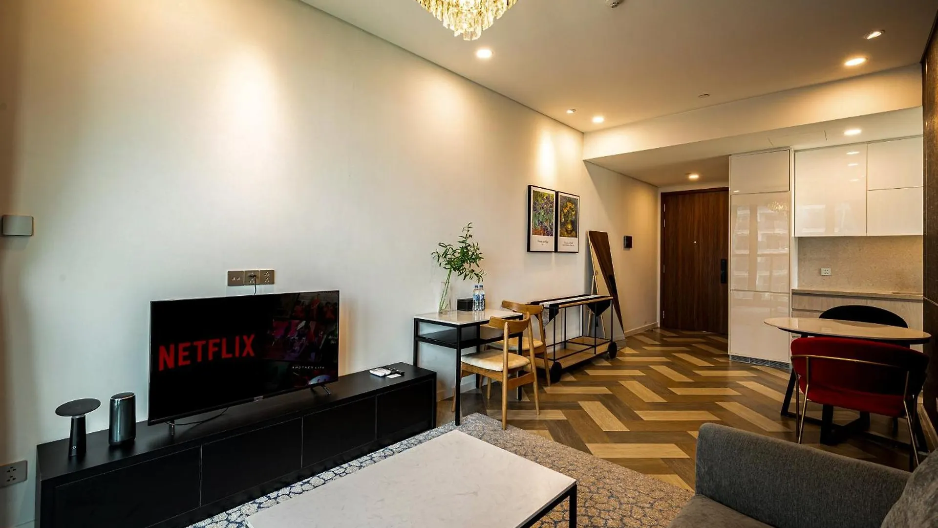 Metropole Luxury Apartment 96 Gym City Center, Infinity Pool Ho Chi Minh City