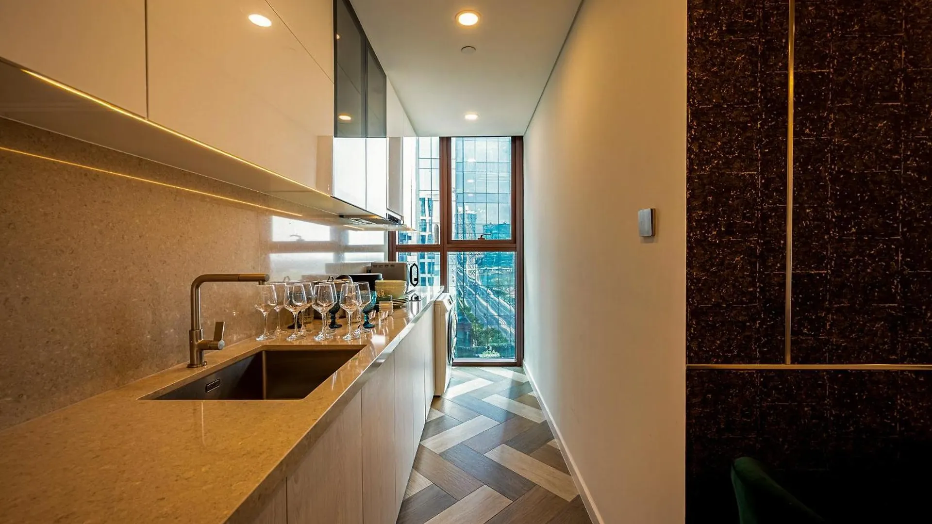 Metropole Luxury Apartment 96 Gym City Center, Infinity Pool Ho Chi Minh City