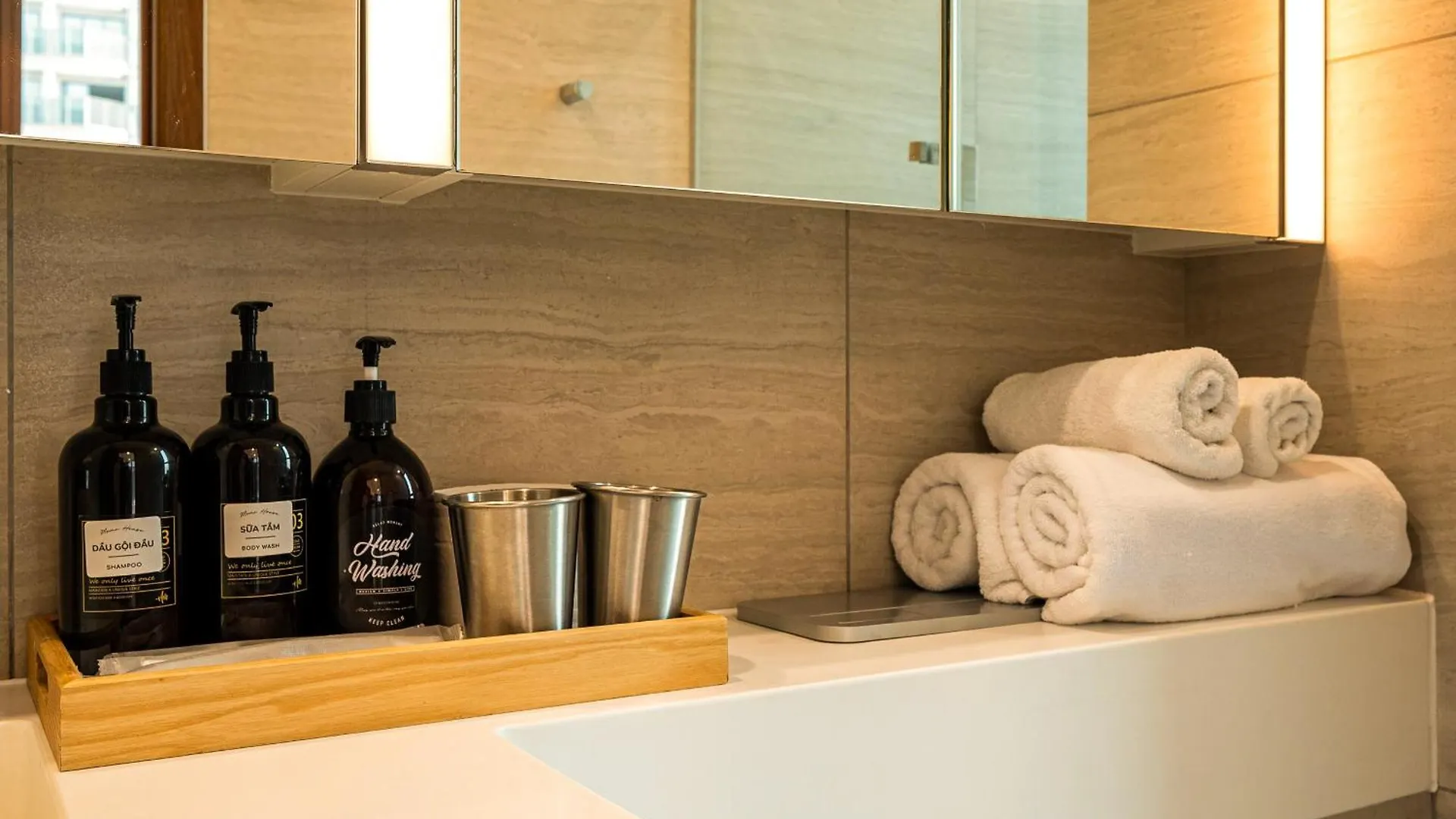 Metropole Luxury Apartment 96 Gym City Center, Infinity Pool Ho Chi Minh City