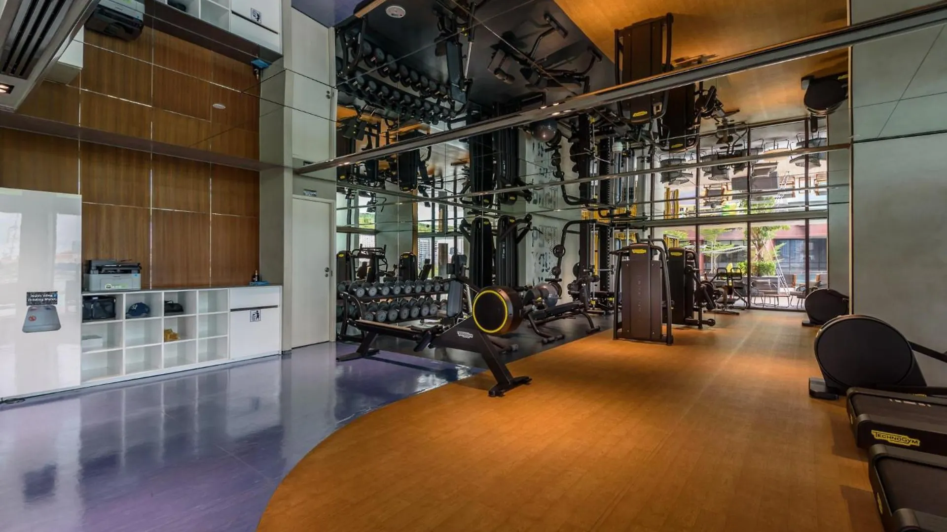 Metropole Luxury Apartment 96 Gym City Center, Infinity Pool Ho Chi Minh City Vietnam