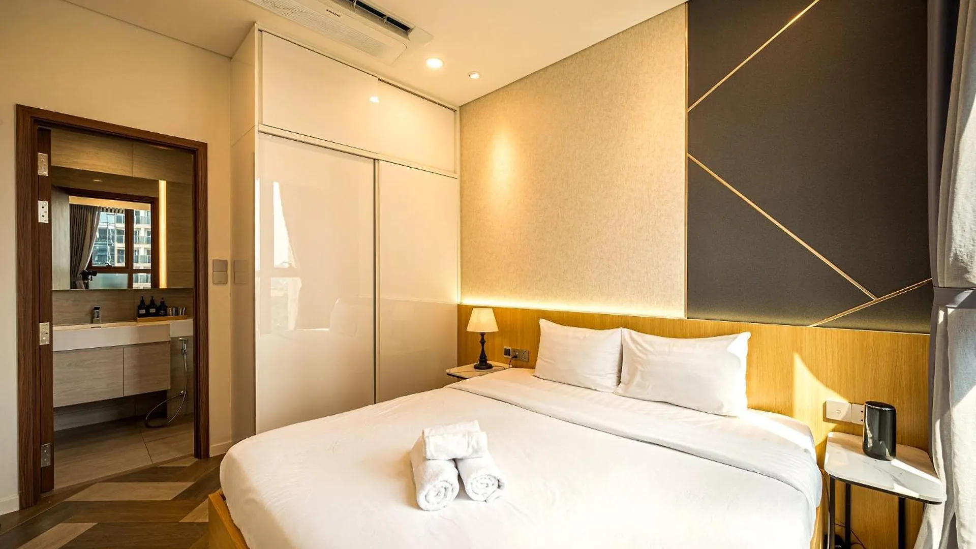 Metropole Luxury Apartment 96 Gym City Center, Infinity Pool Ho Chi Minh City